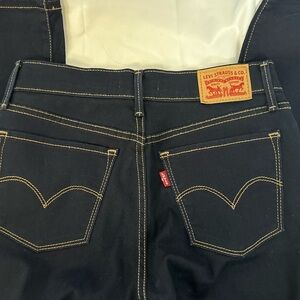 Brand new Levis 710 super skinny